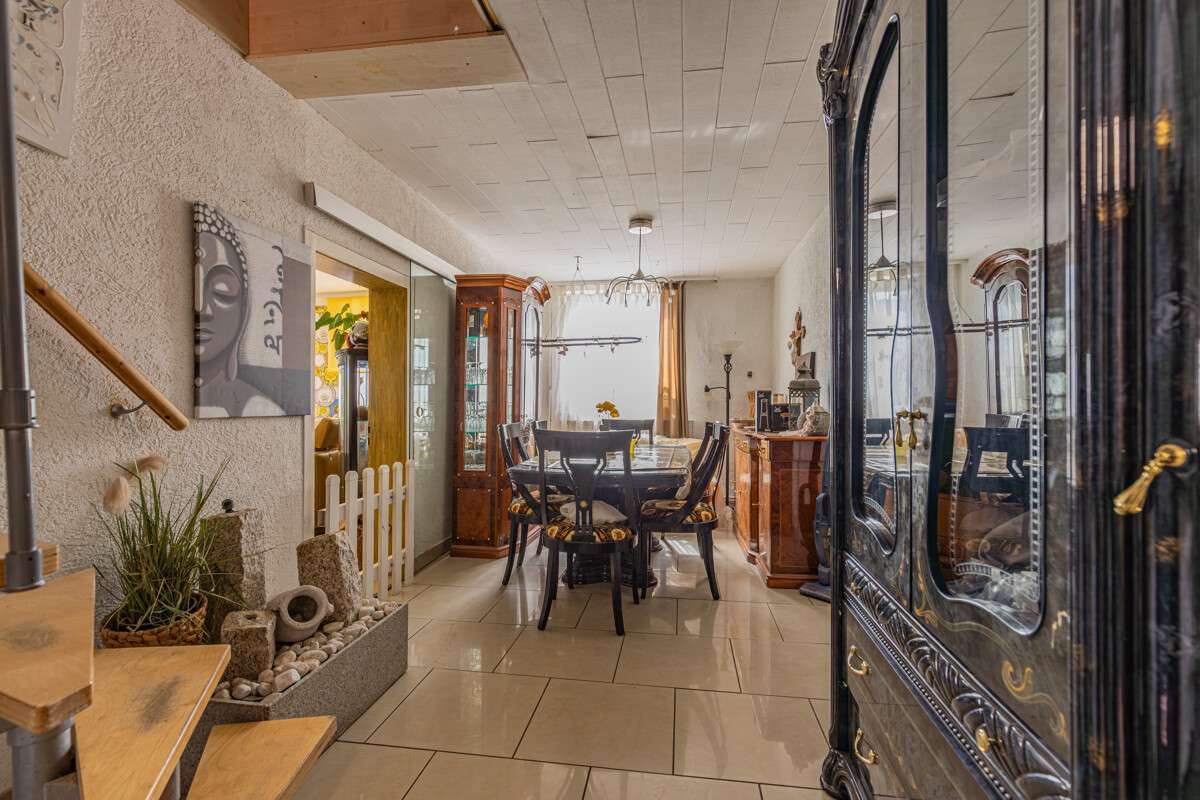 Immobilie in Halle - Schönes Bauernhaus mit Scheune, Remise und Nebengelass – Bremke - Bild 2