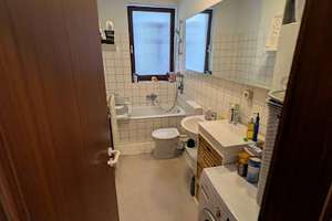 Altbau-Juwel mit Charakter gleich an der LISTER MEILE:  3 Zimmer, edle Holzböden & ruhiger Hofbalkon – 30161 Oststadt, Hannover – Vorschaubild 5