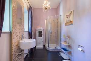 Eleganz trifft Geschichte – Exklusive Villa in Hochkamp – Die vollständige Adresse der Immobilie erhältst du vom Anbieter., 22609 Osdorf, Hamburg – Vorschaubild 4