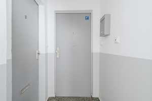 Erstbezug nach Kernsanierung | Modernes City-Apartment mit französischem Balkon und Schlafnische – Durlacher Straße 23, 10715 Berlin – Vorschaubild 16
