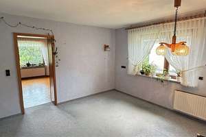 Beliebte Ortsrandlage in Wissen: EFH mit Dachterrasse, Garten und zwei Garagen – Holschbacher Straße 64, 57537 Wissen – Vorschaubild 8