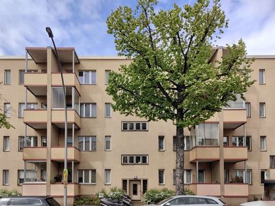 Unbefristeter Mietvertrag - Familienfreundliche 5-Zi-Dachgeschosswohnung mit 2 Balkonen in Steglitz!