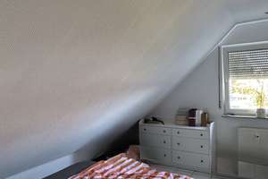 Lebendig wohnen: 2,5-Zimmer-Dachgeschosswohnung in Vellmar – Simmershäuser Str. 4, 34246 Vellmar – Vorschaubild 5