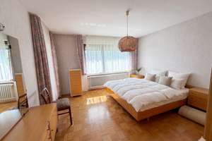 Charmantes Reihenendhaus mit Ausblick und Potenzial in Ostelsheim – Die vollständige Adresse der Immobilie erhältst du vom Anbieter., 75395 Ostelsheim – Vorschaubild 6
