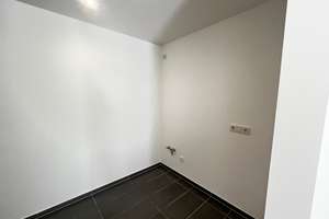 Geräumige 2-Zimmer Wohnung mit Aufzug im Straubinger Stadtzentrum – Die vollständige Adresse der Immobilie erhältst du vom Anbieter., 94315 Kernstadt, Straubing – Vorschaubild 5