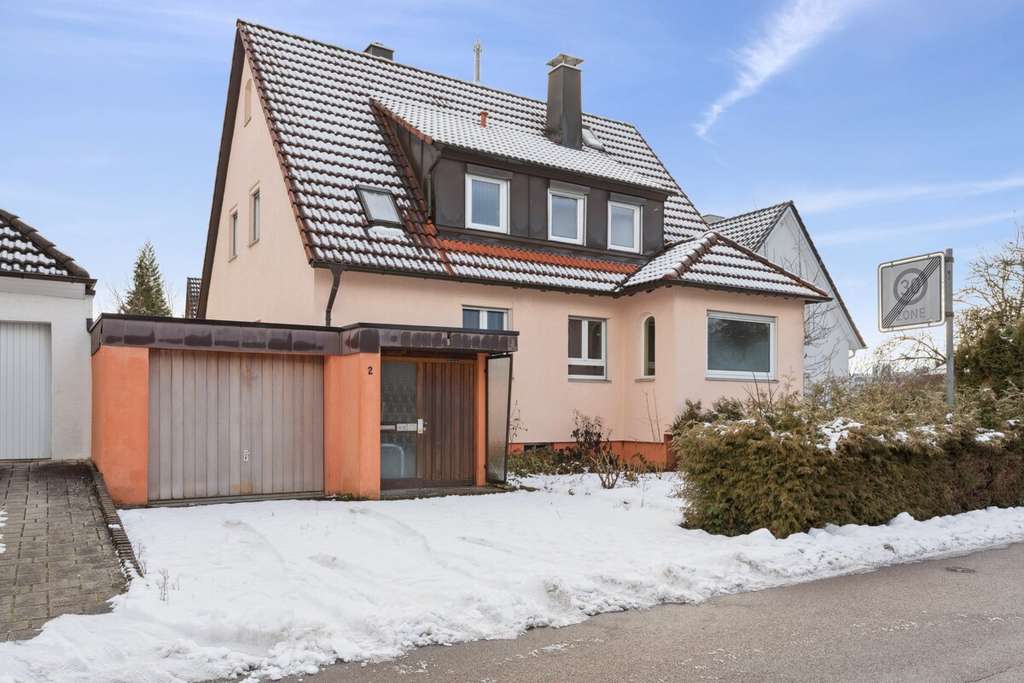 Provisionsfrei – Familienfreundliches Haus in begehrter, zentrumsnaher Lage mit Garten