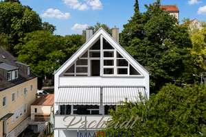 Wohnen zwischen Natur und urbaner Nähe – Dachgeschosswohnung mit Galerie und zwei Balkonen – Die vollständige Adresse der Immobilie erhältst du vom Anbieter., 80939 Obere Isarau, München – Vorschaubild 1