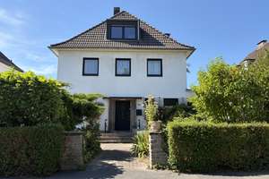 Großzügigen freistehendes Einfamilienhaus in Dortmund Schönau mit weitläufigem Garten