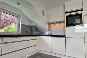 Gemütliche 2,5 Zimmer DG  Maisonette Wohnung mit Traumaussicht in Stuttgart-Feuerbach  – 70469 Feuerbacher Tal, Stuttgart – Vorschaubild 3