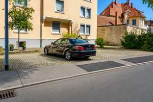 Historischer Charme trifft Kapitalanlage – 3-Zimmer-Wohnung mit Mieteinnahmen – Die vollständige Adresse der Immobilie erhältst du vom Anbieter., 78224 Singen (Hohentwiel) – Vorschaubild 9
