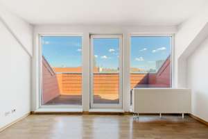 3-Zimmer-Dachgeschosswohnung mit Terrasse und Aussicht – Die vollständige Adresse der Immobilie erhältst du vom Anbieter., 10365 Lichtenberg (Ortsteil), Berlin – Vorschaubild 3