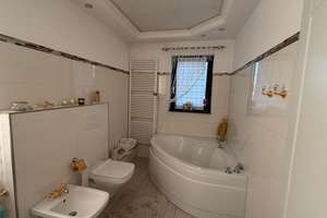 Luxuriöses Ein- bis Zweifamilienhaus mit Pool, Teich, Sauna & Traumgarten in Toplage von Harsewinkel – von-Eichendorff-Straße 15, 33428 Harsewinkel – Vorschaubild 11