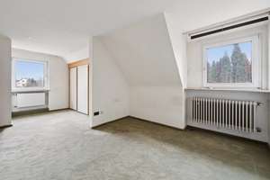 Großzügiges Einfamilienhaus mit weitläufigem, parkähnlichem Gartengrundstück – Die vollständige Adresse der Immobilie erhältst du vom Anbieter., 95445 Roter Hügel, Bayreuth – Vorschaubild 9
