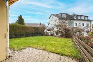Attraktive Doppelhaushälfte in familiärer Lage in Calw-Heumaden – Die vollständige Adresse der Immobilie erhältst du vom Anbieter., 75365 Calw – Vorschaubild 3
