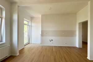 Große Etagenwohnung mit 2 Balkonen in Erfurt Daberstedt – Nonnenrain 22, 99099 Daberstedt, Erfurt – Vorschaubild 9