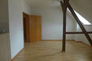 Bernsdorf * 2 Zimmer * Dachgeschoss * Einbauküche *  frei nach Vereinbarung – Vettersstraße 14, 9126 Bernsdorf, Chemnitz – Vorschaubild 7