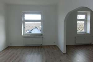 3,5 Zimmer Dachgeschosswohnung mit 2 Bädern! – Herwarthstraße 30, 45138 Huttrop, Essen – Vorschaubild 3