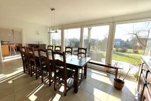 Repräsentatives und exklusives Einfamilienhaus in Aichach-Oberschneitbach! – Die vollständige Adresse der Immobilie erhältst du vom Anbieter., 86551 Aichach – Vorschaubild 9
