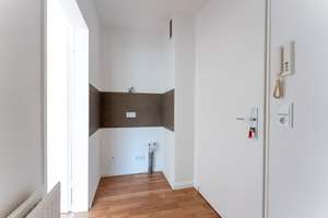Charmante Wohnung direkt in der Innenstadt mit Terrasse und Parkplatz (von privat) – Scharrnstraße 2, 38100 Innenstadt, Braunschweig – Vorschaubild 8