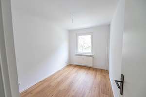 Helle 3.5 Zimmer am Flakensee, neu-saniert, offene Wohnküche, sonnige Loggia – Heideweg 3, 15537 Erkner – Vorschaubild 14