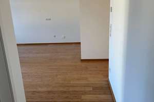 Helle, neu sanierte 3-Zimmer-Wohnung mit Balkon in Chemnitz – Pestalozzistraße 19, 9130 Sonnenberg, Chemnitz – Vorschaubild 2
