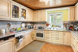 Familienhaus mit 210 m² Wohnfläche und acht Zimmern in naturnaher Lage 
 – Die vollständige Adresse der Immobilie erhältst du vom Anbieter., 94104 Tittling – Vorschaubild 26
