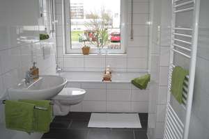 Meine neue Wohnung: 2-Zimmer-Wohnung in Bonn-Plittersdorf – Gotenstr. 119, 53175 Plittersdorf, Bonn – Vorschaubild 2