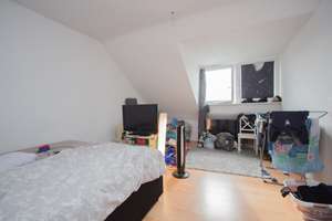 Solides und gepflegtes Mehrfamilienhaus
in zentraler Wohnlage von Mönchengladbach-Neuwerk – Die vollständige Adresse der Immobilie erhältst du vom Anbieter., 41066 Uedding, Mönchengladbach – Vorschaubild 24