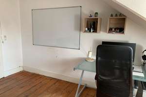 Zentrale 5-Zimmer-Dachgeschosswohnung in Karlsruhe Innenstadt-West – Ideal für WGs – Hirschstraße 35a, 76133 Innenstadt-West, Karlsruhe – Vorschaubild 6