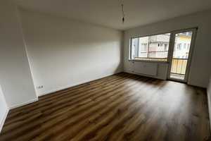 Frisch sanierte, gut geschnittene 2 Zimmer Wohnung mit Balkon – Fuchsstraße 84, 47055 Duisburg – Vorschaubild 3