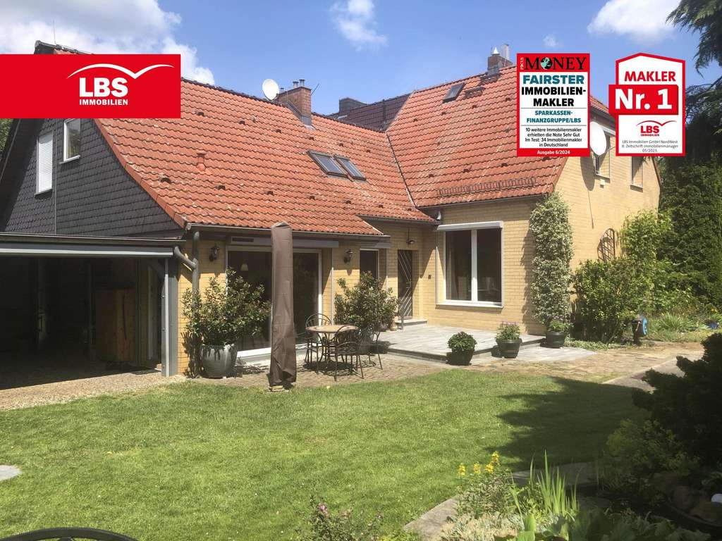 Schöne Doppelhaushälfte mit großen gepflegten Garten in ruhiger Lage!