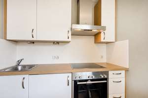 Stilvoll wohnen in Nymphenburg – Hochwertig möbliertes Apartment incl. Tiefgaragenstellplatz – Die vollständige Adresse der Immobilie erhältst du vom Anbieter., 80639 Nymphenburg, München – Vorschaubild 5