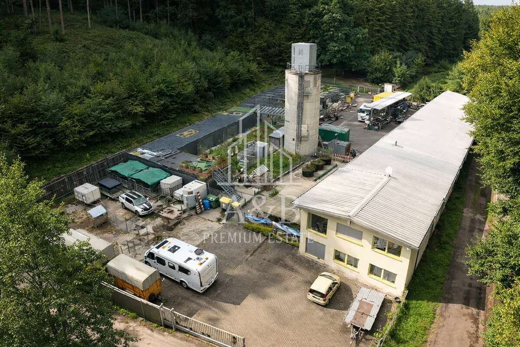 Immobilie in Frankenstein - ** ALLEINLAGE - Jagd und Forstgebiet für MACHER und Projektbegeisterte ** - Bild 0