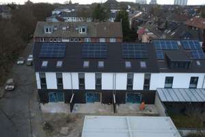 Provisionsfrei* Einfamilienhaus mit PV+Speicher 10,4 KW+Garage 140m zum Rheinufer Energiebedarf 22,4 – Stolze Schrey Strasse 2a, 47198 Alt-Homberg, Duisburg – Vorschaubild 10