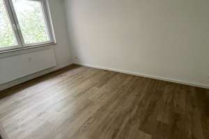 HH-Lurup, frisch renovierte 3,5-Zi im 2. OG – Swattenweg 1, 22547 Lurup, Hamburg – Vorschaubild 6
