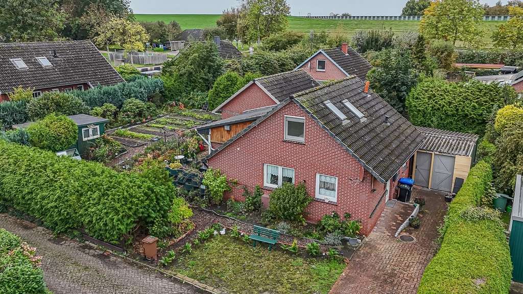 Immobilie in Jade - Einfamilienhaus am Meer  - Bild 1