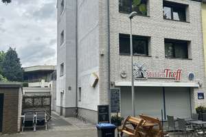 Mehrfamilienhaus  mit Restaurant  und 3 x 3 Zimmerwohnungen in Düsseldorf Benrath