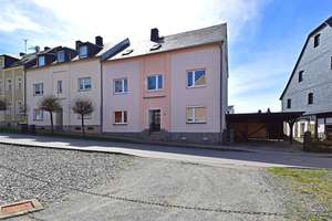*Direkt im Stadtkern - schönes Wohnhaus in Zwönitz* – Kühnhaider Str. 9, 8297 Zwönitz – Vorschaubild 1