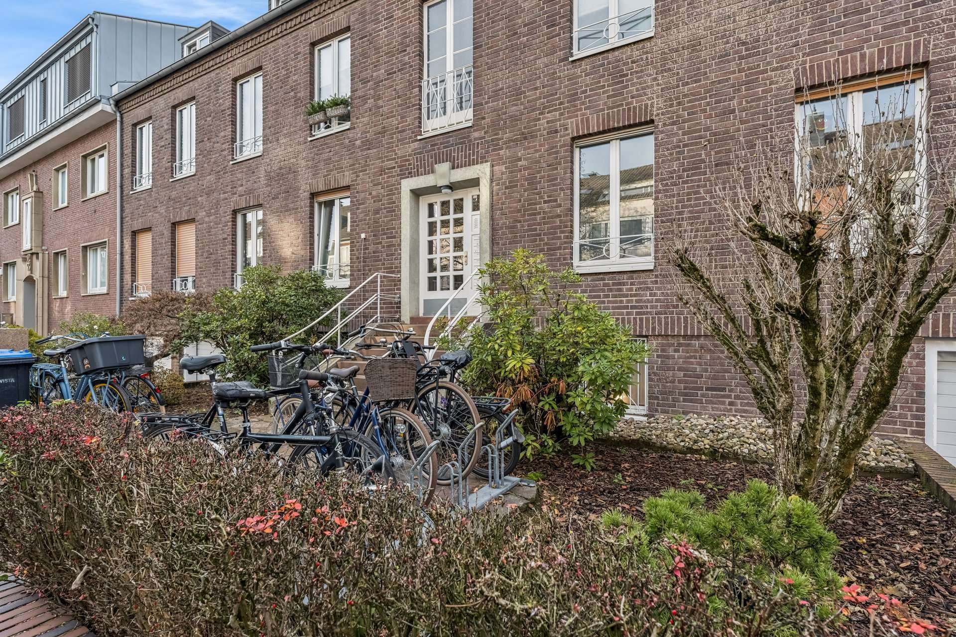 Exklusives Dachgeschoss-Ensemble in bester Lage von Düsseldorf-Niederkassel!, Düsseldorf – Bild 3