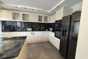 Wohn- und Geschäftshaus mit Showroom und großzügiger Wohnung  – Die vollständige Adresse der Immobilie erhältst du vom Anbieter., 64572 Büttelborn – Vorschaubild 9