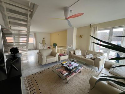 Sehr grosse Wohnung, separates Büro im UG in Eltville (Erbach) am Rhein