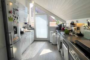 ***4 Zi. Dachgeschosswohnung mit einem sehr schönen Ausblick *** – Zeppelinstraße x, 70193 Kräherwald, Stuttgart – Vorschaubild 4