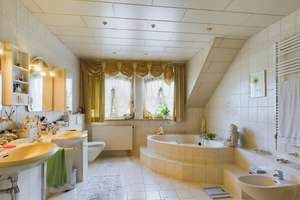 Arbeiten und Wohnen, großzügige luxuriöse Villa, Wohn- und Geschäftshaus zur Selbstnutzung oder Rend – Amselsteig 5 -7, 96155 Buttenheim – Vorschaubild 16