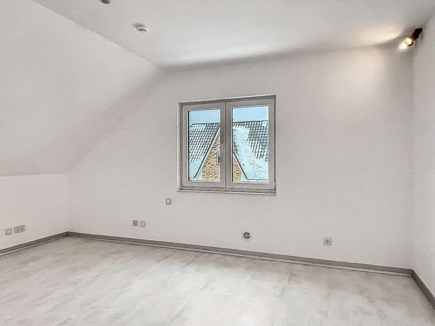 Immobilie in Klein Offenseth-Sparrieshoop - Exklusives Effizienzhaus für höchste Ansprüche mit Premium-Ausstattung in Kl. Offenseth-Sparrieshoop - Bild 1