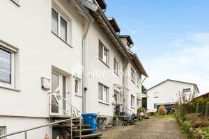 Vielseitiges Reihenmittelhaus mit Einliegerwohnung, Kachelofen und sonnigem Garten – Die vollständige Adresse der Immobilie erhältst du vom Anbieter., 88416 Ochsenhausen – Vorschaubild 1