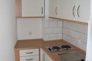  1,5-Zi.-Wohnung mit Balkon auch möbliert in Bo-Weitmar-Mitte – An der Landwehr 35, 44795 Weitmar-Mitte, Bochum – Vorschaubild 3
