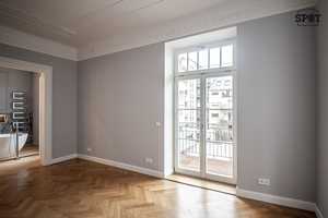 Frisch sanierte 5 Zimmer Altbauwohnung in Schwabing – München – Vorschaubild 3