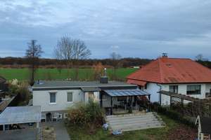 Schöner Bungalow mit 4 Zimmern, 2 Terrassen und offener Küche