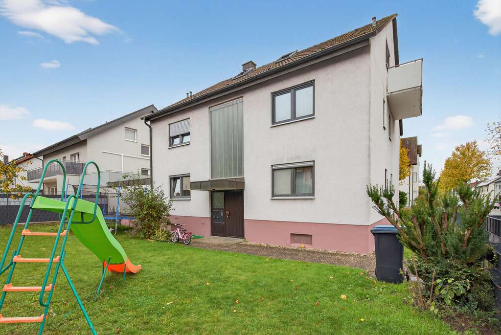 4-Familienhaus in Karlsruhe-Neureut – attraktive Kapitalanlage in ruhiger Lage