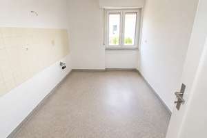Attraktives 4-Familienhaus mit Garten, Garage & Terrassen in ruhiger Lage von Heidelberg-Rohrbach – Die vollständige Adresse der Immobilie erhältst du vom Anbieter., 69126 Südstadt, Heidelberg – Vorschaubild 12